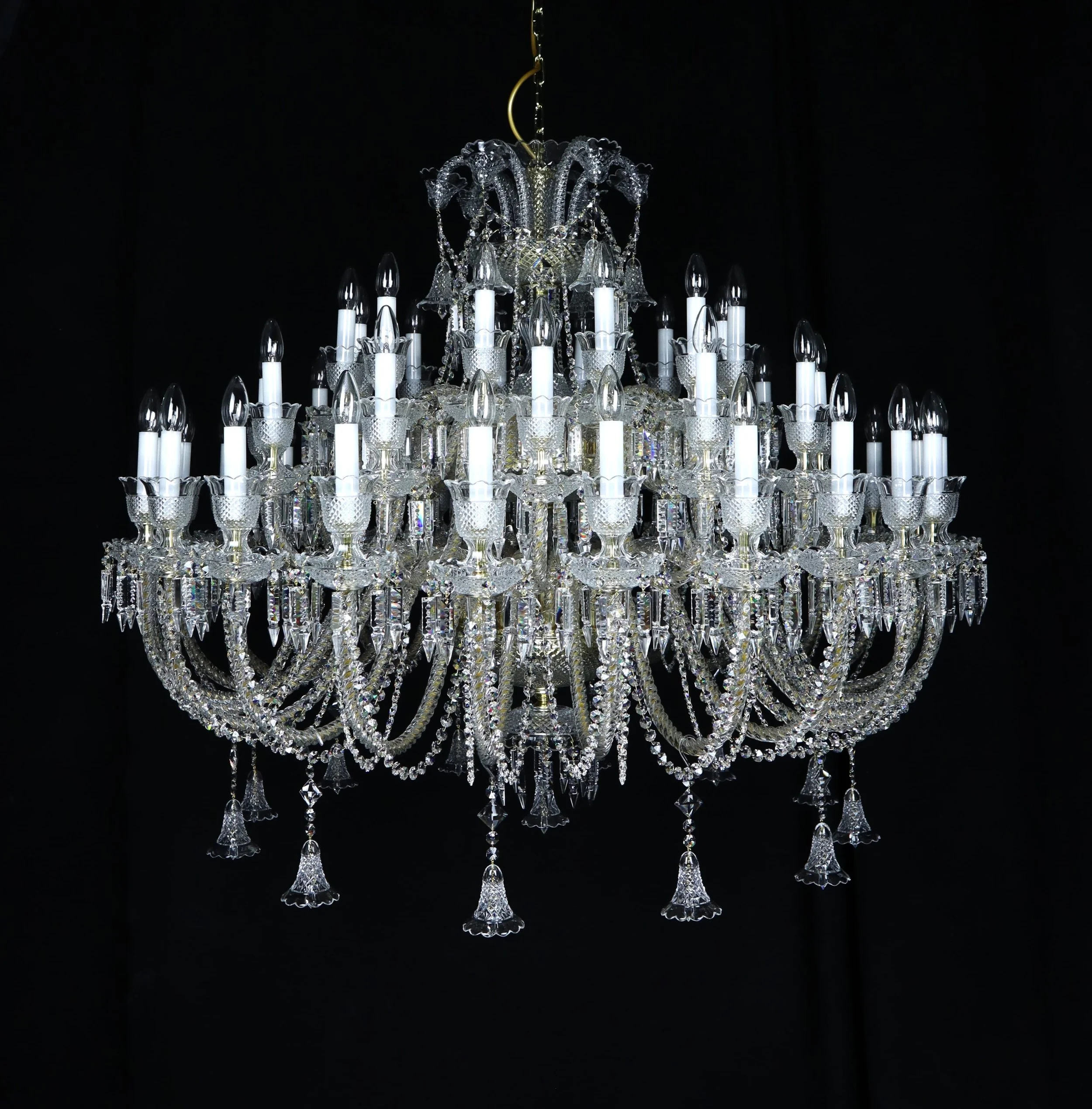 Josef Wranovskジョゼフ・ヴラノフスキー製　 クリスタルシャンデリア Velora crystal chandelier — WRANOVSKY - Bohemian Crystal